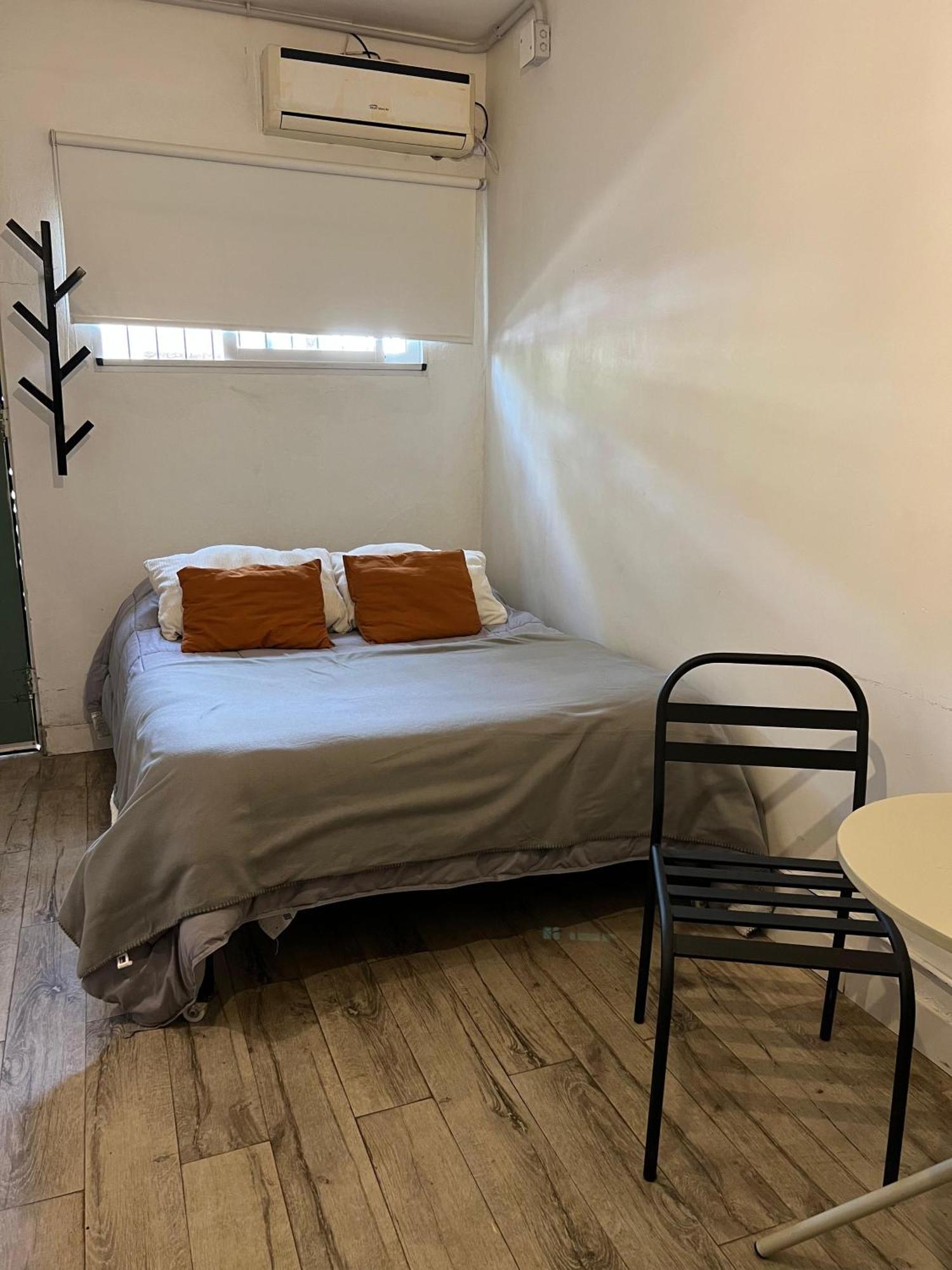 Monoambiente En Zona Residencial Apartment Mendoza Bilik gambar
